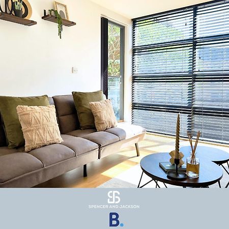 1 Bedroom City Centre Apartment Near The University And Bodleian Library By Spencer And Jackson Short Lets & Serviced Accommodation Oksford Zewnętrze zdjęcie