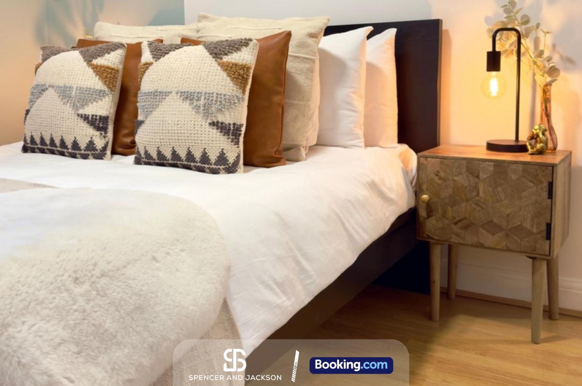 1 Bedroom City Centre Apartment Near The University And Bodleian Library By Spencer And Jackson Short Lets & Serviced Accommodation Oksford Zewnętrze zdjęcie