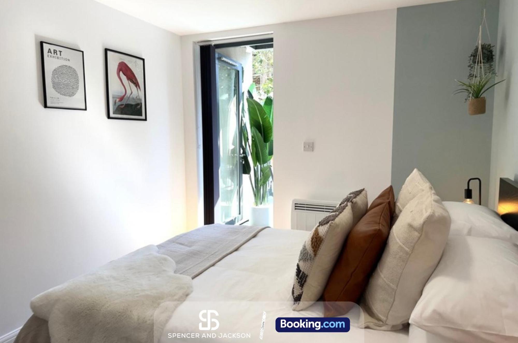 1 Bedroom City Centre Apartment Near The University And Bodleian Library By Spencer And Jackson Short Lets & Serviced Accommodation Oksford Zewnętrze zdjęcie